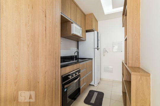 Cozinha de apartamento para alugar com 1 quarto, 49m² em Vila Mariana, São Paulo