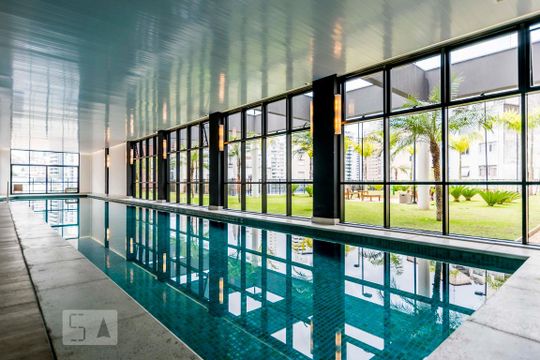 Área comum - Piscina coberta de apartamento para alugar com 1 quarto, 49m² em Vila Mariana, São Paulo