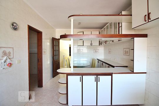 Cozinha de casa à venda com 3 quartos, 240m² em Anchieta, São Bernardo do Campo