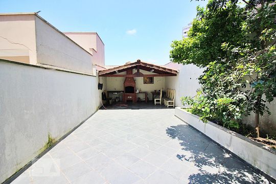 Quintal de casa à venda com 3 quartos, 240m² em Anchieta, São Bernardo do Campo