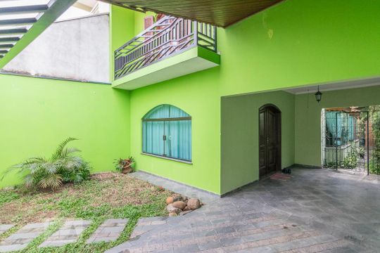 Garagem de casa à venda com 4 quartos, 230m² em Parque Industriário, Santo André