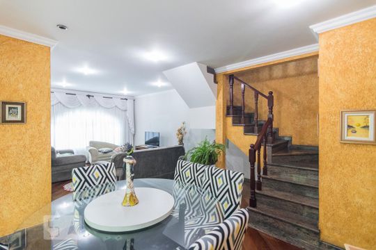 Sala de Jantar de casa à venda com 4 quartos, 230m² em Parque Industriário, Santo André