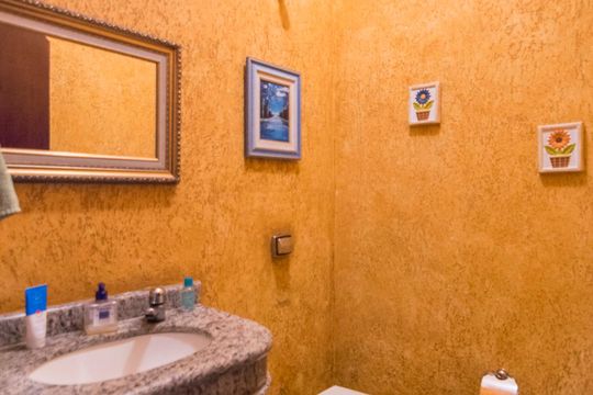 Lavabo de casa à venda com 4 quartos, 230m² em Parque Industriário, Santo André
