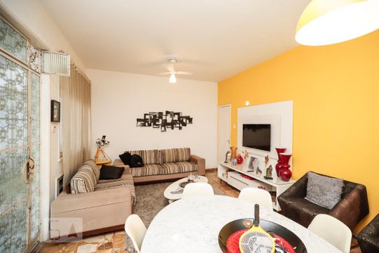 Sala de casa à venda com 4 quartos, 240m² em Méier, Rio de Janeiro