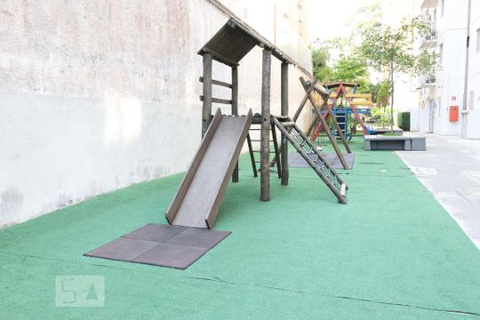 Área comum de apartamento para alugar com 2 quartos, 47m² em Parque Bristol, São Paulo