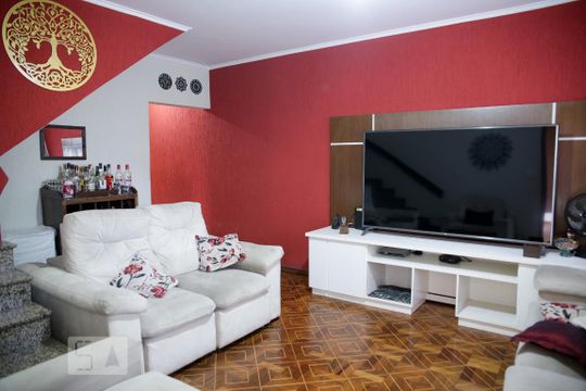 Casa para alugar com 6 quartos, 310m² em Vila Industrial, São Paulo