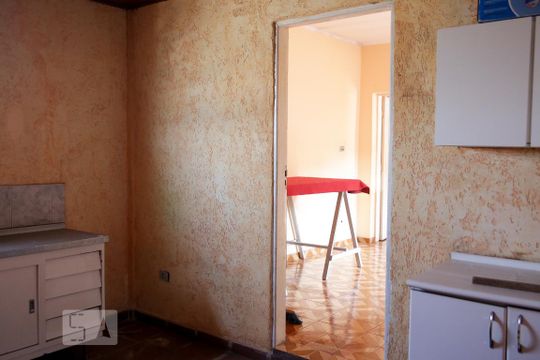 Cozinha 2 de casa para alugar com 6 quartos, 310m² em Vila Industrial, São Paulo