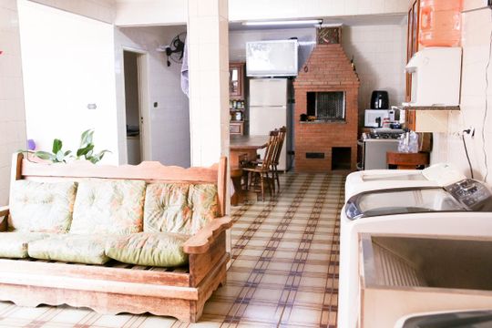 area de serviço de casa para alugar com 6 quartos, 310m² em Vila Industrial, São Paulo