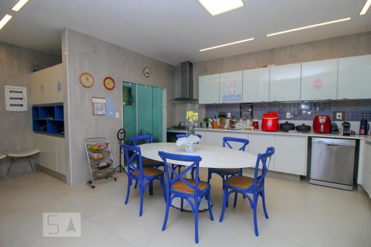 Cozinha - Armários de casa para alugar com 6 quartos, 590m² em Humaitá, Rio de Janeiro