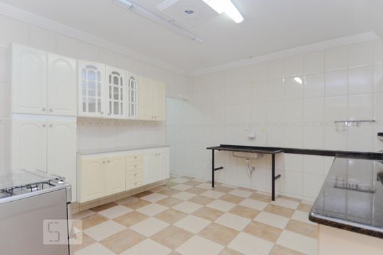 Cozinha - Salão de Festas de casa à venda com 3 quartos, 350m² em Jardim Rosa de Franca, Guarulhos