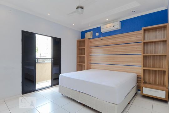 Suíte 1 de casa à venda com 3 quartos, 350m² em Jardim Rosa de Franca, Guarulhos