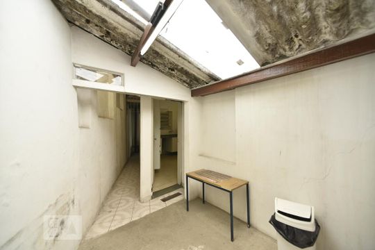 Área externa de casa à venda com 3 quartos, 100m² em Cidade Mãe do Céu, São Paulo