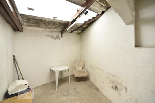 Área externa de casa à venda com 3 quartos, 100m² em Cidade Mãe do Céu, São Paulo