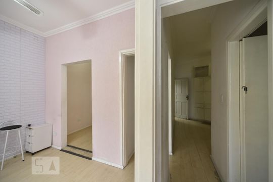 Corredor de casa à venda com 3 quartos, 100m² em Cidade Mãe do Céu, São Paulo