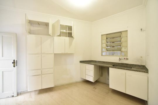 Cozinha de casa à venda com 3 quartos, 100m² em Cidade Mãe do Céu, São Paulo