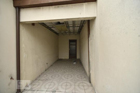 Garagem de casa à venda com 3 quartos, 100m² em Cidade Mãe do Céu, São Paulo