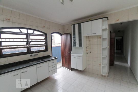 Cozinha de casa à venda com 3 quartos, 200m² em Jardim Santa Terezinha (zona Leste), São Paulo