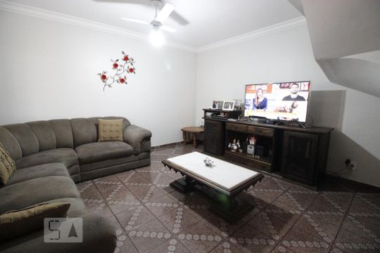 Casa à venda com 2 quartos, 102m² em Itaquera, São Paulo