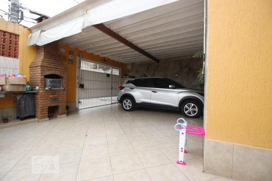 Garagem de casa à venda com 2 quartos, 102m² em Itaquera, São Paulo