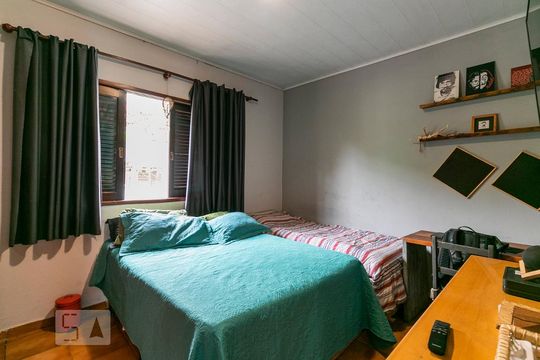 Quarto 2 de casa à venda com 3 quartos, 100m² em Canindé, São Paulo