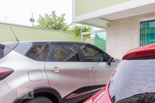 Garagem de casa à venda com 4 quartos, 180m² em Vila Leopoldina, Santo André