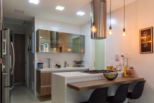 Cozinha de apartamento à venda com 3 quartos, 150m² em Barra da Tijuca, Rio de Janeiro