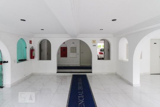 Hall de apartamento para alugar com 2 quartos, 48m² em Quinta da Paineira, São Paulo