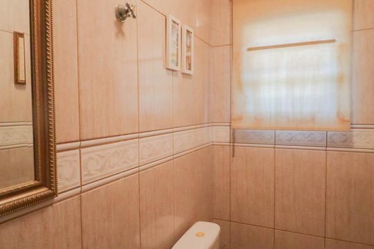 Lavabo de casa à venda com 5 quartos, 210m² em Jardim Bom Clima, Guarulhos