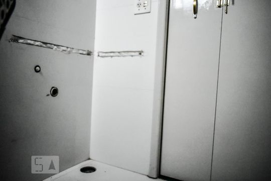 Banheiro de apartamento à venda com 2 quartos, 49m² em Vila Cruz das Almas, São Paulo
