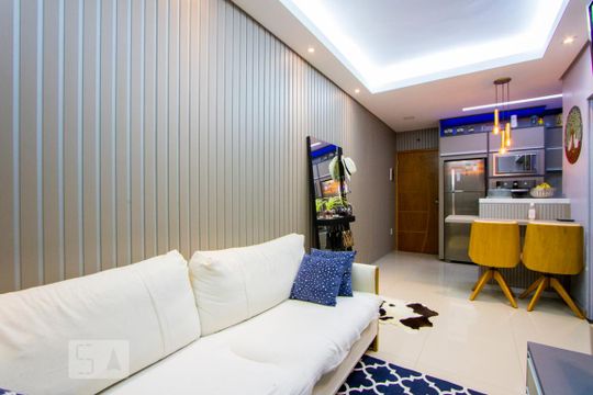 Sala de apartamento para alugar com 2 quartos, 70m² em Parque Oratório, Santo André
