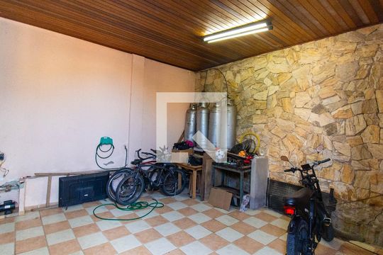 Área comum de casa de condomínio à venda com 4 quartos, 420m² em Santa Rosa, Niterói