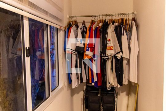 Quarto 1 de casa de condomínio à venda com 4 quartos, 420m² em Santa Rosa, Niterói