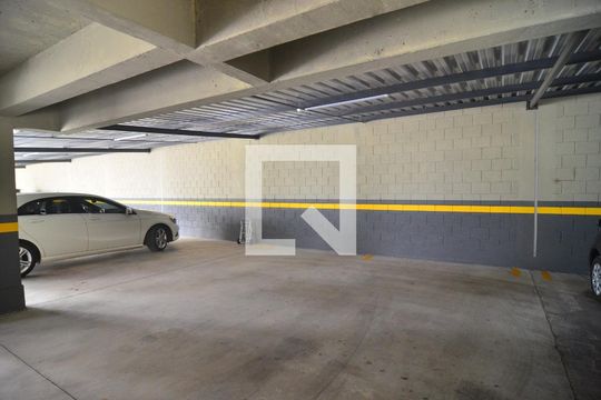 Garagem de apartamento à venda com 2 quartos, 80m² em Centro, Canoas
