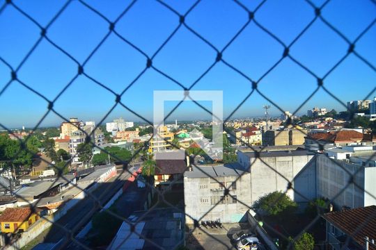 Vista Sala de apartamento à venda com 2 quartos, 80m² em Centro, Canoas