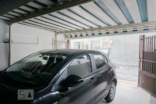 Garagem de casa à venda com 3 quartos, 90m² em Santana, São Paulo