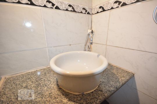 Banheiro Social - Pia de apartamento à venda com 2 quartos, 77m² em Glória, Rio de Janeiro