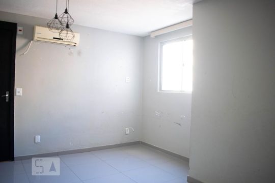 Apartamento à venda com 2 quartos, 39m² em Campo Novo, Porto Alegre