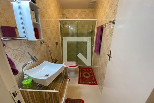 Banheiro de apartamento à venda com 2 quartos, 70m² em Rocha, Rio de Janeiro