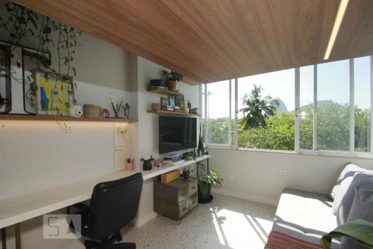 Sala/Quarto de kitnet/studio para alugar com 1 quarto, 28m² em Botafogo, Rio de Janeiro