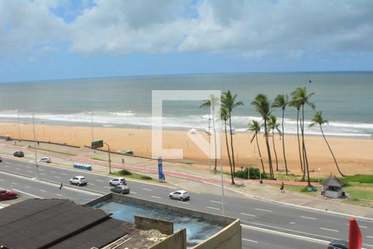 Área com varanda e vista para o mar de apartamento para alugar com 1 quarto, 60m² em Armação, Salvador