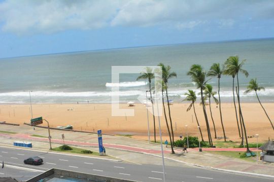 Área com varanda e vista para o mar de apartamento para alugar com 1 quarto, 60m² em Armação, Salvador