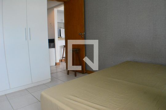 Quarto de apartamento para alugar com 1 quarto, 60m² em Armação, Salvador