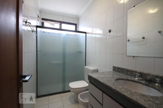 Banheiro de apartamento à venda com 3 quartos, 150m² em São João Climaco, São Paulo