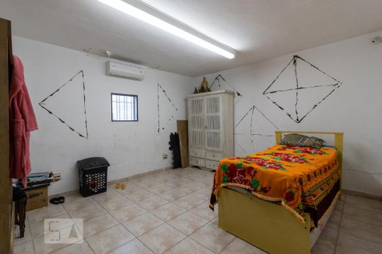 Quarto 3 de casa à venda com 3 quartos, 140m² em Vila Cruz das Almas, São Paulo