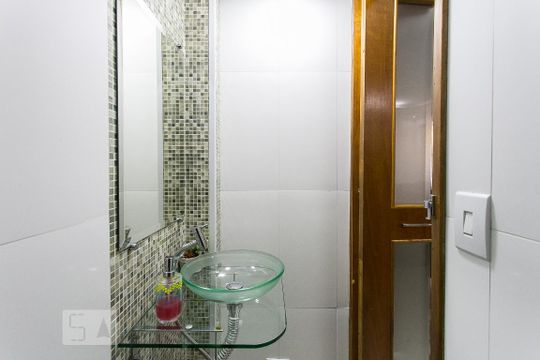 Lavabo de casa à venda com 3 quartos, 160m² em Vila Divina Pastora, São Paulo