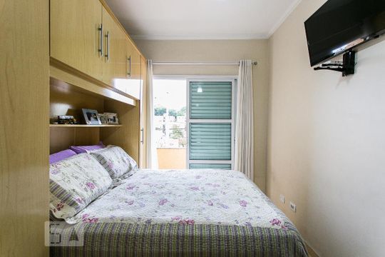 Suíte de casa à venda com 3 quartos, 160m² em Vila Divina Pastora, São Paulo