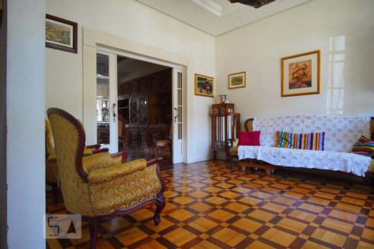 Sala de casa à venda com 3 quartos, 370m² em Floresta, Porto Alegre