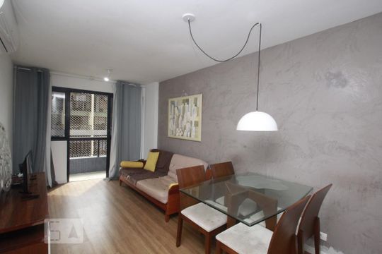 Sala de apartamento à venda com 2 quartos, 70m² em Flamengo, Rio de Janeiro