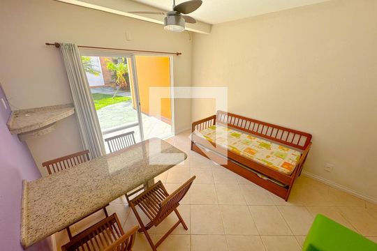 Sala de apartamento para alugar com 2 quartos, 100m² em Ingleses do Rio Vermelho, Florianópolis