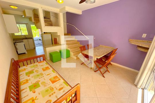 Sala de apartamento para alugar com 2 quartos, 100m² em Ingleses do Rio Vermelho, Florianópolis